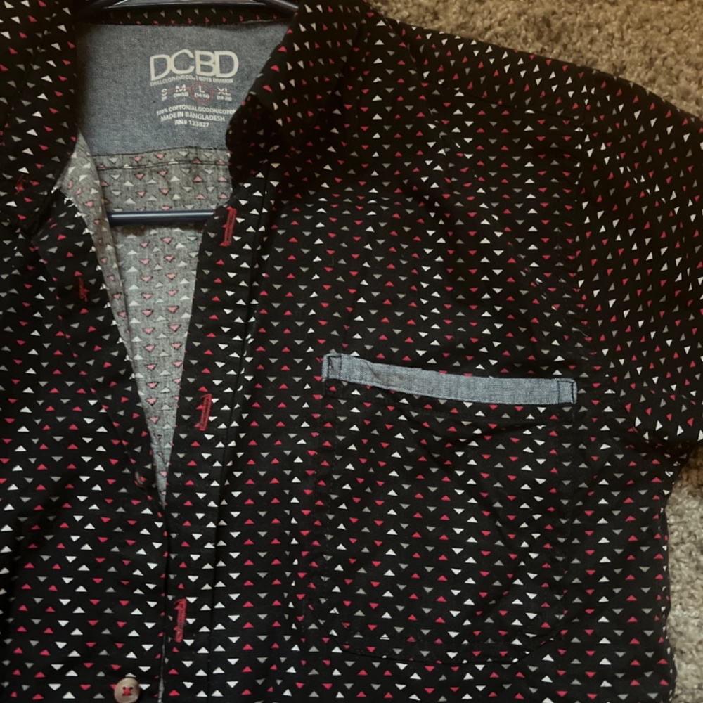 DCBD button up - Picture 3 of 3